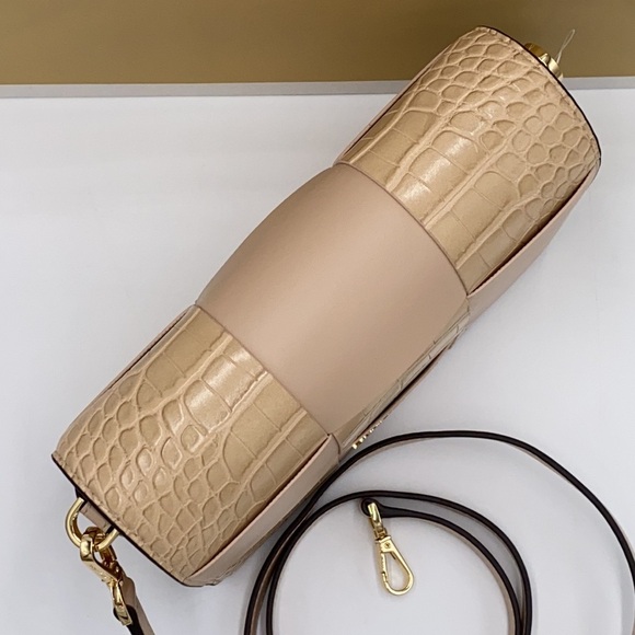 MICHAEL KORS MERCER SMALL CLUTCH XBODY BUFF - Picture 8 of 16